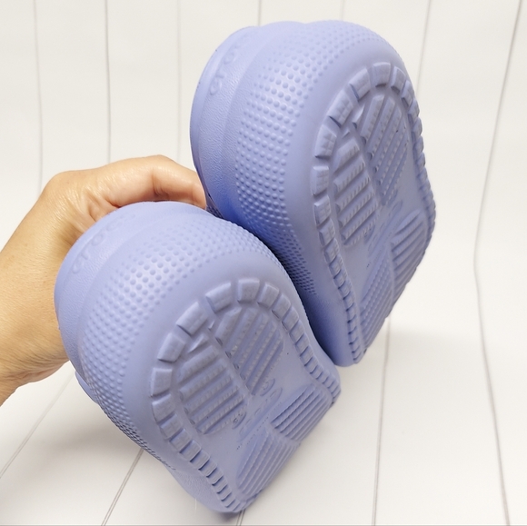 Crocs Kids Violet Classic Crush Clogs - Picture 13 of 13